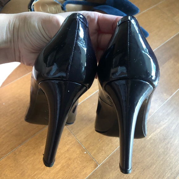 Gorgeous Roger Vivier patent leather heels - Picture 5 of 7